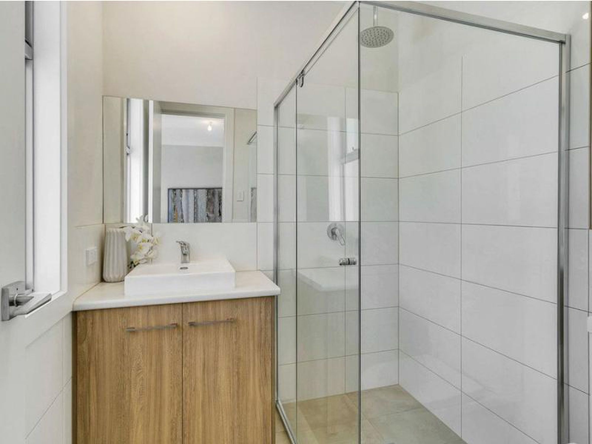2B Gregory Avenue, Campbelltown