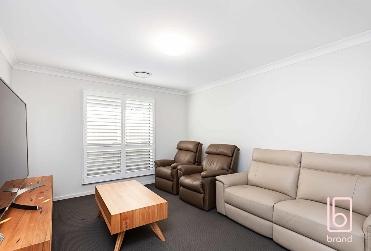 9 Sorrento Way, Hamlyn Terrace