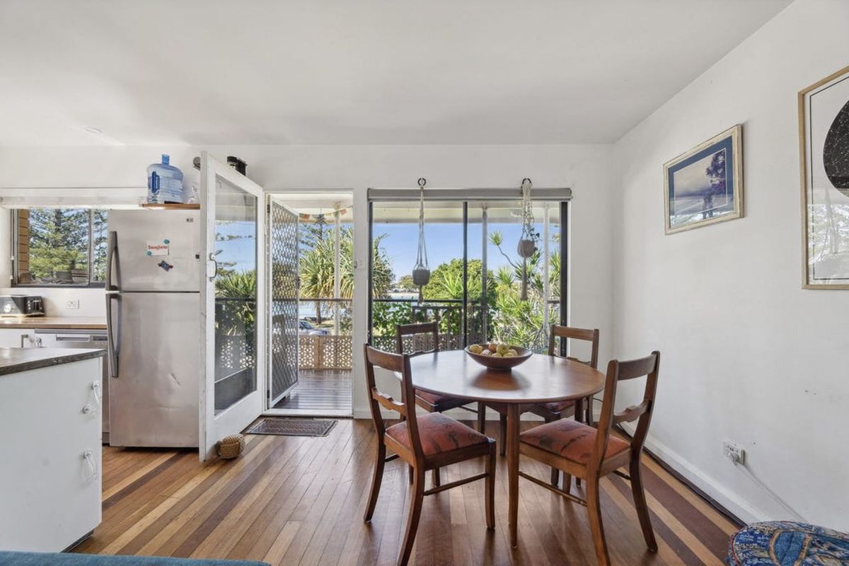 4 / 21 Awoonga Avenue, Burleigh Heads