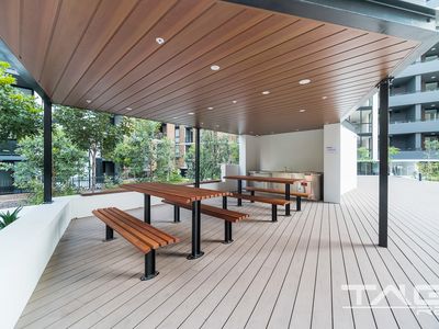 142 / 9 Maple Tree Road, Westmead