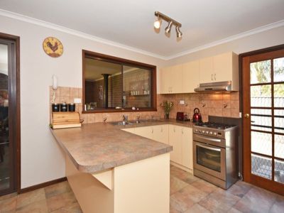 11 Hakea Road, Huntly