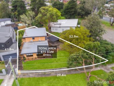 2 Box Hill Crescent, Mont Albert North