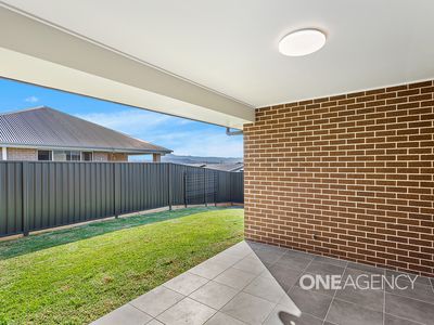 22 Bowral Crescent, Tullimbar