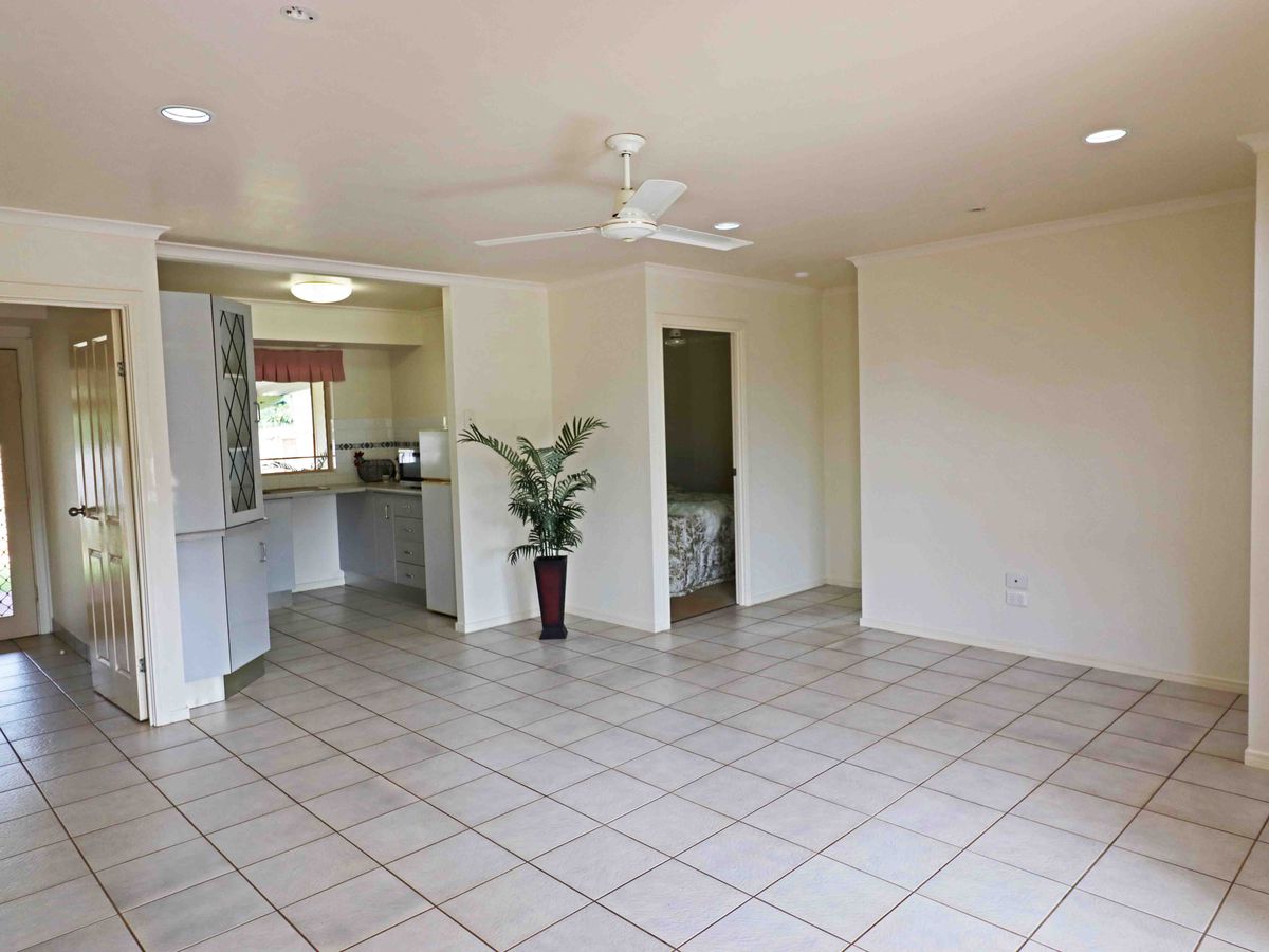 4 / 125-127 TATE ROAD, Tolga