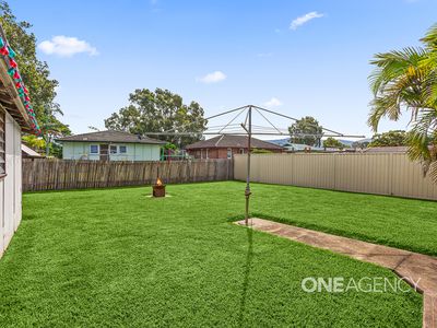 12 Caloola Avenue, Koonawarra