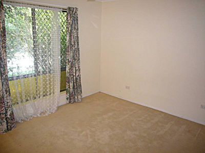 2 Knightsbridge Crescent, Rochedale South