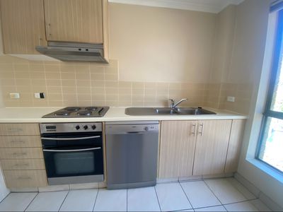 24 / 6 Tench Street, Kingston