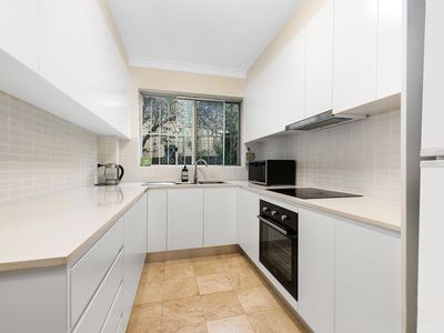2 / 13 Glen Street, Bondi