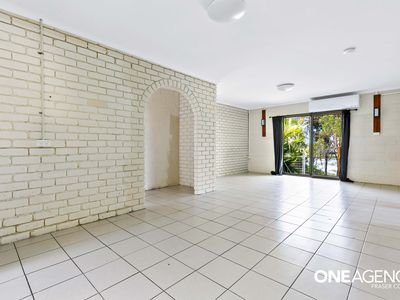 2 / 386 Torquay Terrace, Scarness