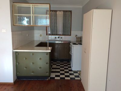 3 / 2 Lendine Street, Barrack Heights