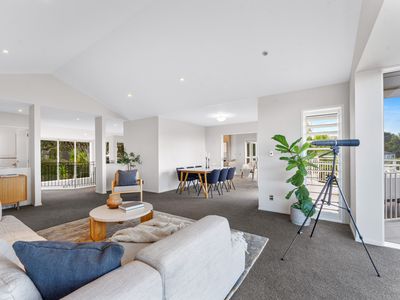 88 Churchill Road, Murrays Bay