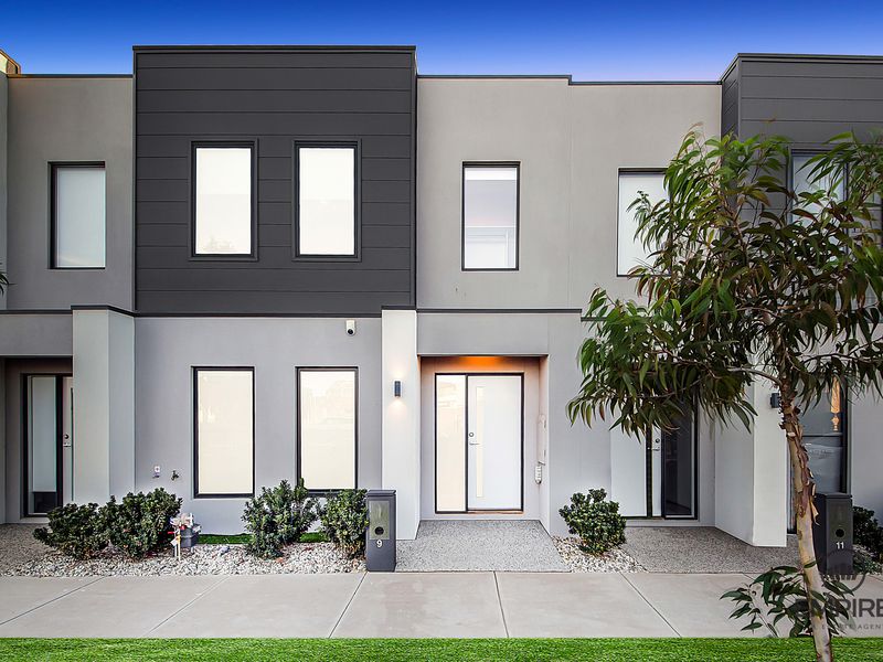 9 Zagros Street, Clyde North