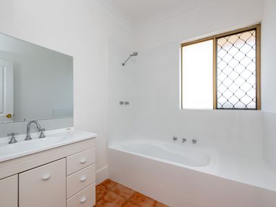 38 Dallington Crescent, Balga