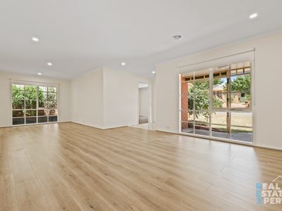 24 Hedgerow Court, Narre Warren South