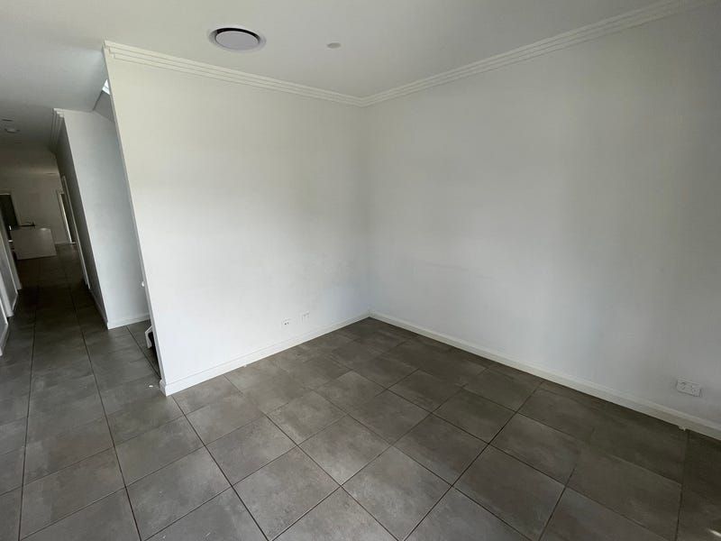 70B Donovan Boulevard, Gregory Hills