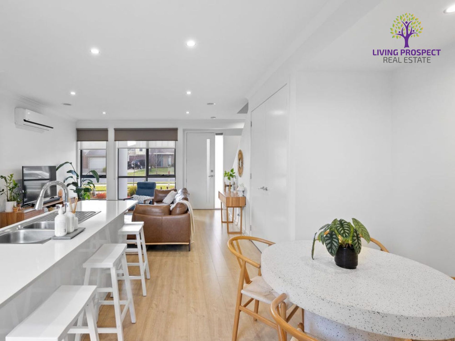 155 Tom Roberts Parade, Point Cook