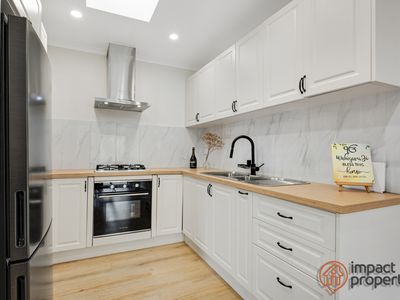 11 / 6 Beazley Crescent, Calwell