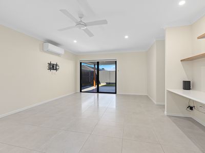 8 Sunset Street, Morayfield