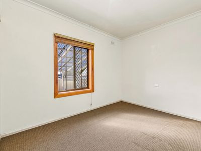 49 Lake Terrace East , Mount Gambier