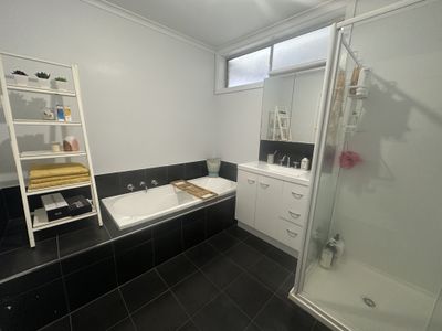 72 Laverock Road, Warrnambool