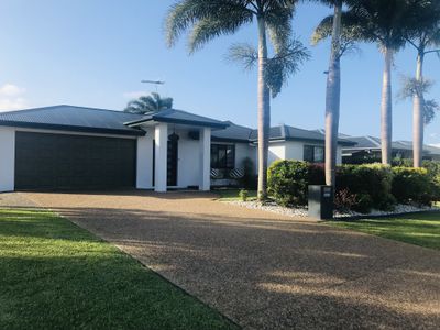 20 Bisdee St, Coral Cove