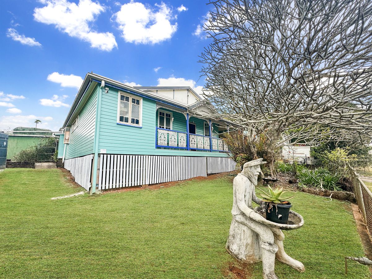 14 Roseblade Street, Yungaburra