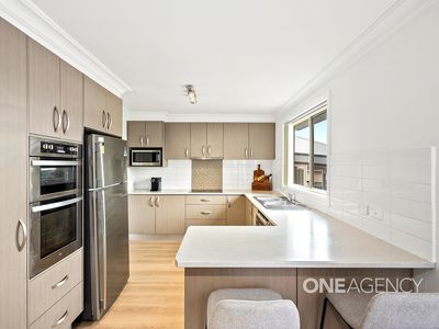 14 Burrows Avenue, Kanahooka