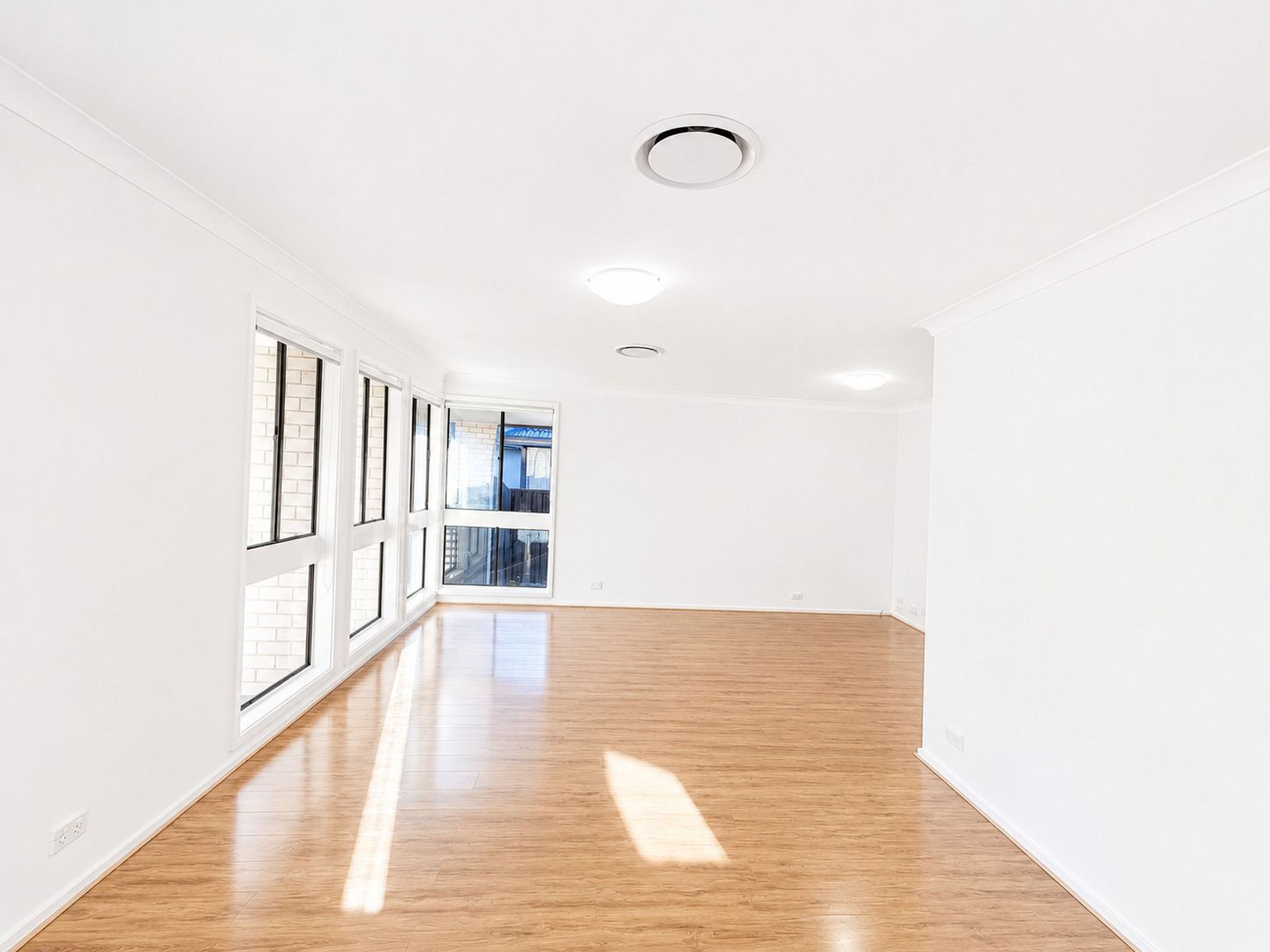 28 Greenway Drive, SOUTH PENRITH