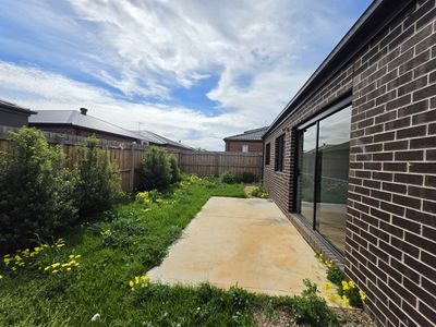 9 Bonito Street, Melton South