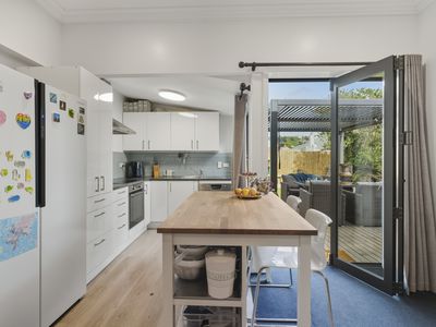 18 Alma Street, Saint Kilda