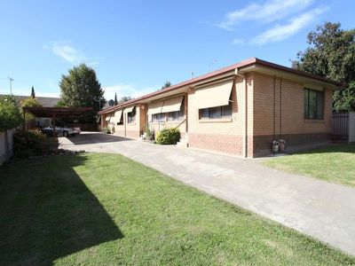UNIT 2 / 336 WEIDNER CRESCENT, Albury