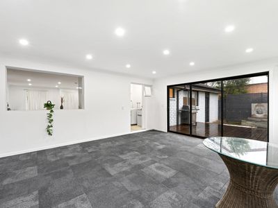71 The Parkway, Bradbury