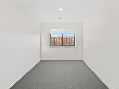 90 Welcome Parade, Wyndham Vale