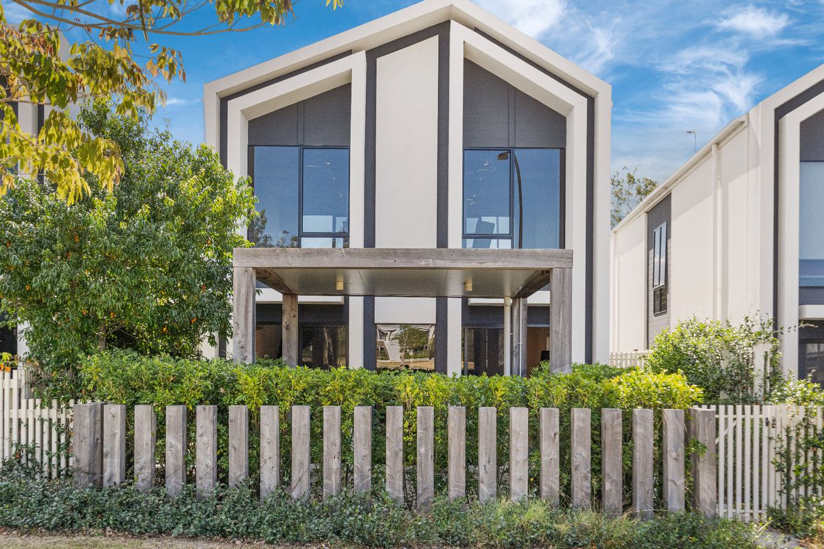 4 Altitude Drive, Pimpama