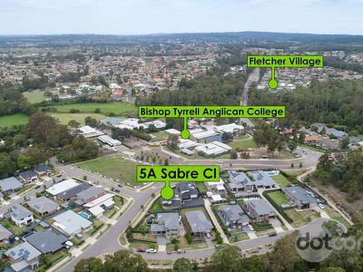 5A Sabre Street, Fletcher