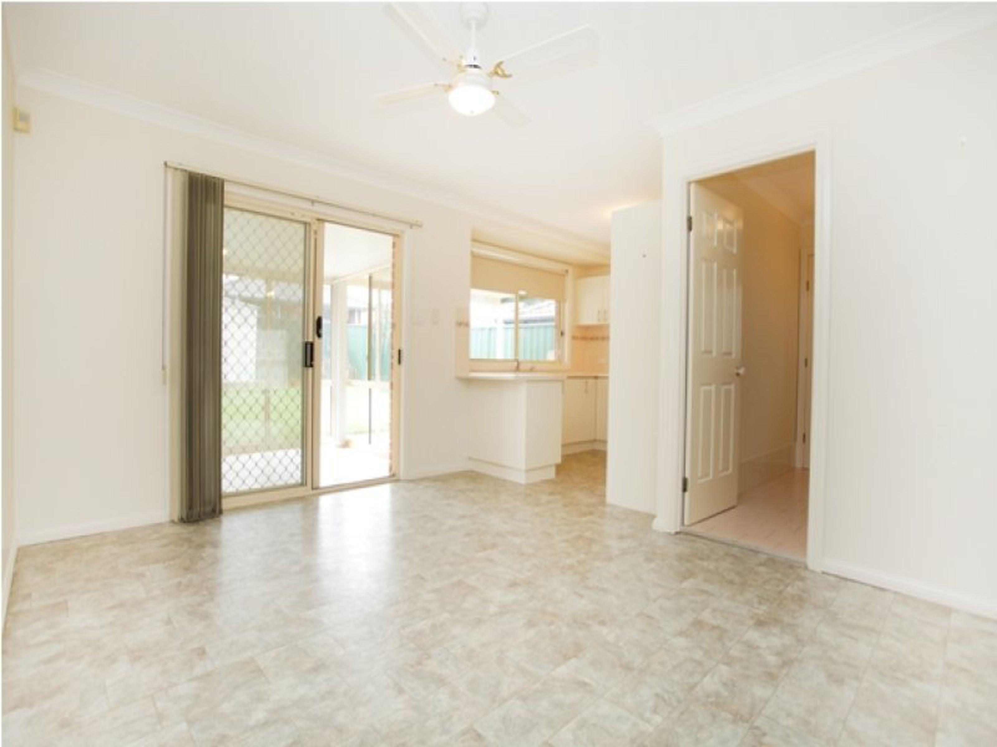 19 Wari Avenue, GLENMORE PARK