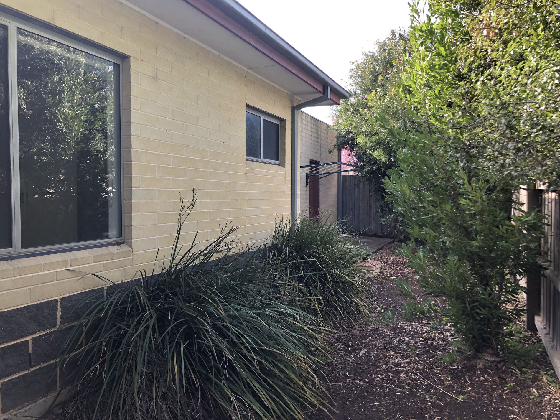 2/13 Fogarty Avenue, Highton