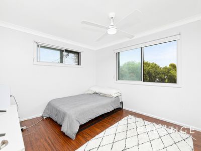 44 Highclere Avenue, Banksia