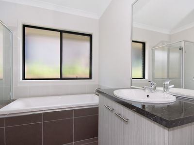 11 Cockatoo Ct, Mullumbimby