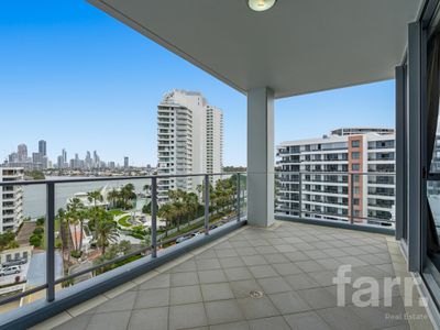 1101 / 4 Como Crescent, Southport