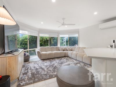 27 Padauk Drive, Nerang