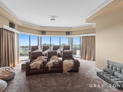 100 Moore Road, Sunbury