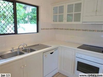 2 / 20 Buccaneer Street, South Mission Beach