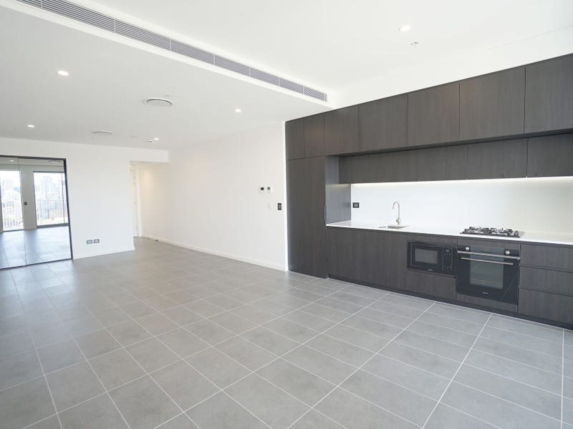 1002 / 1B Lawson Square, Redfern