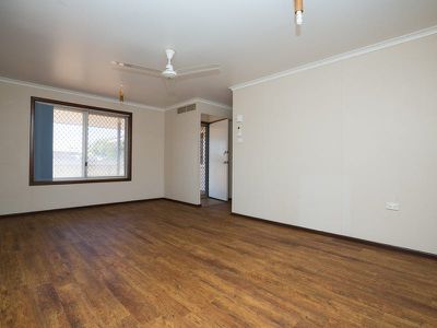 15 Wangara Crescent, South Hedland