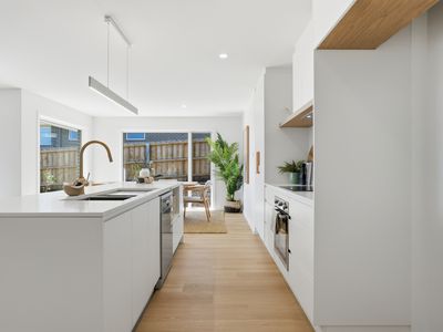 2 / 27 Waverley Road, Waverley