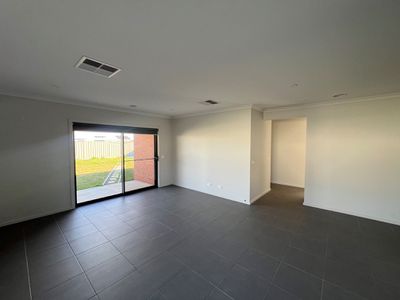 19 Verdelho Road, Shepparton