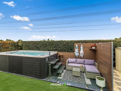 8 Belvoir Court, Cranbourne