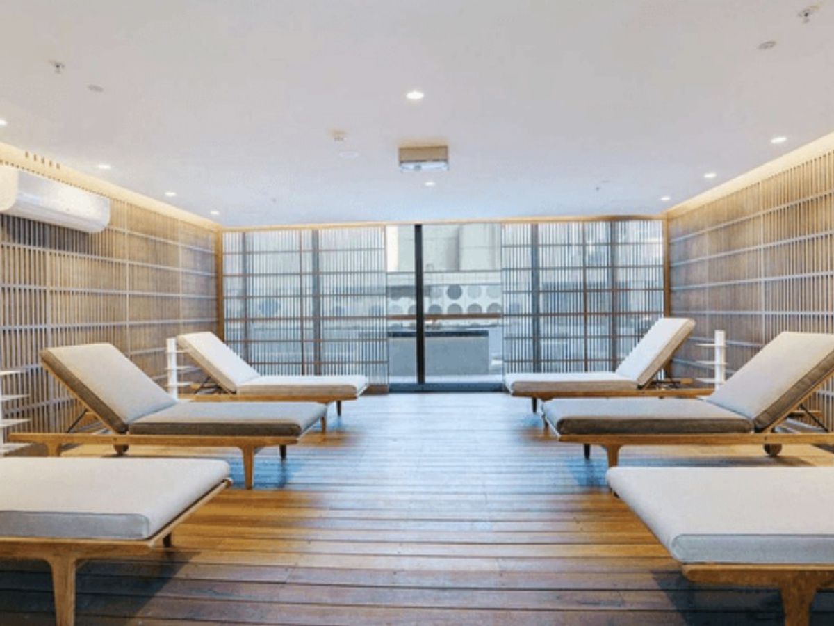 3807 / 228 La Trobe Street, Melbourne