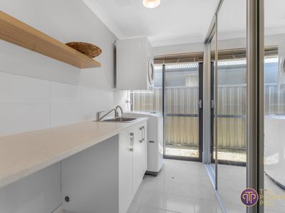 10 Alata Grove, Byford